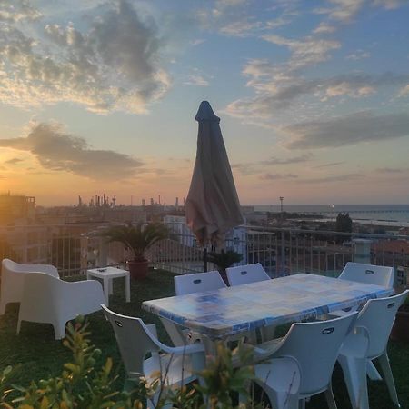 Apartamento La Terrazza Falconara Marittima Exterior foto