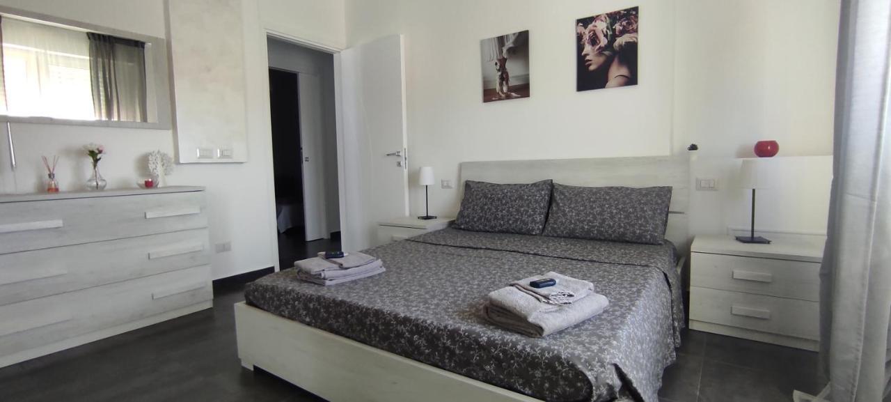 Apartamento La Terrazza Falconara Marittima Exterior foto